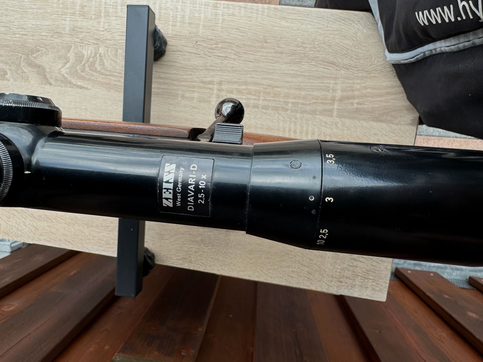 Mauser Modell 2000 Kal. .375 H&H Magnum met Zeiss Diavari 2,5–10x52