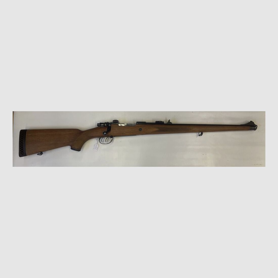 Zastava Stutzen, Bild 1 von 5