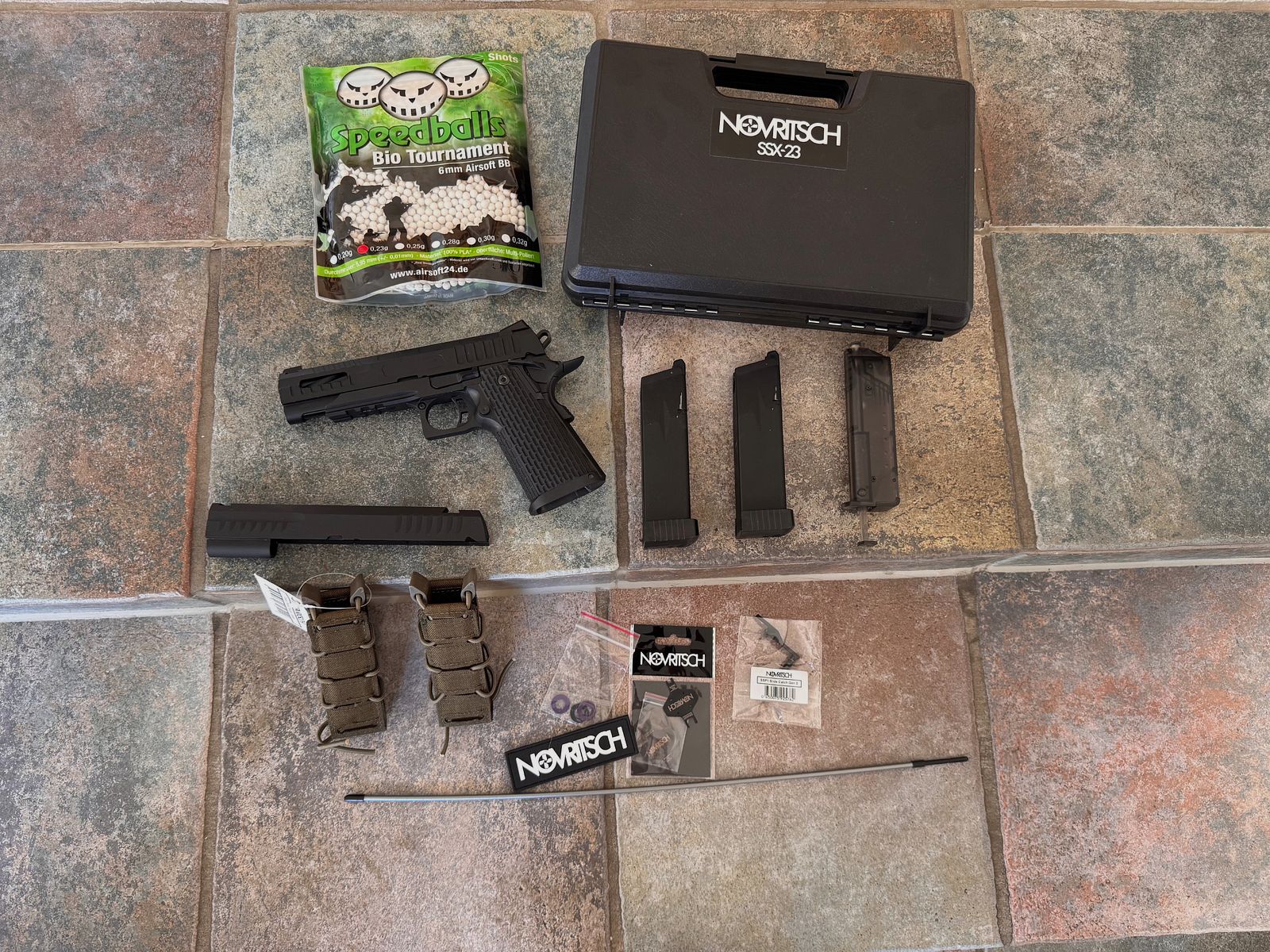 Novritsch SSP1 Softair Pistole mit Zubehör 