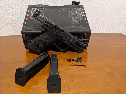 Heckler & Koch SFP9 con mira LPA