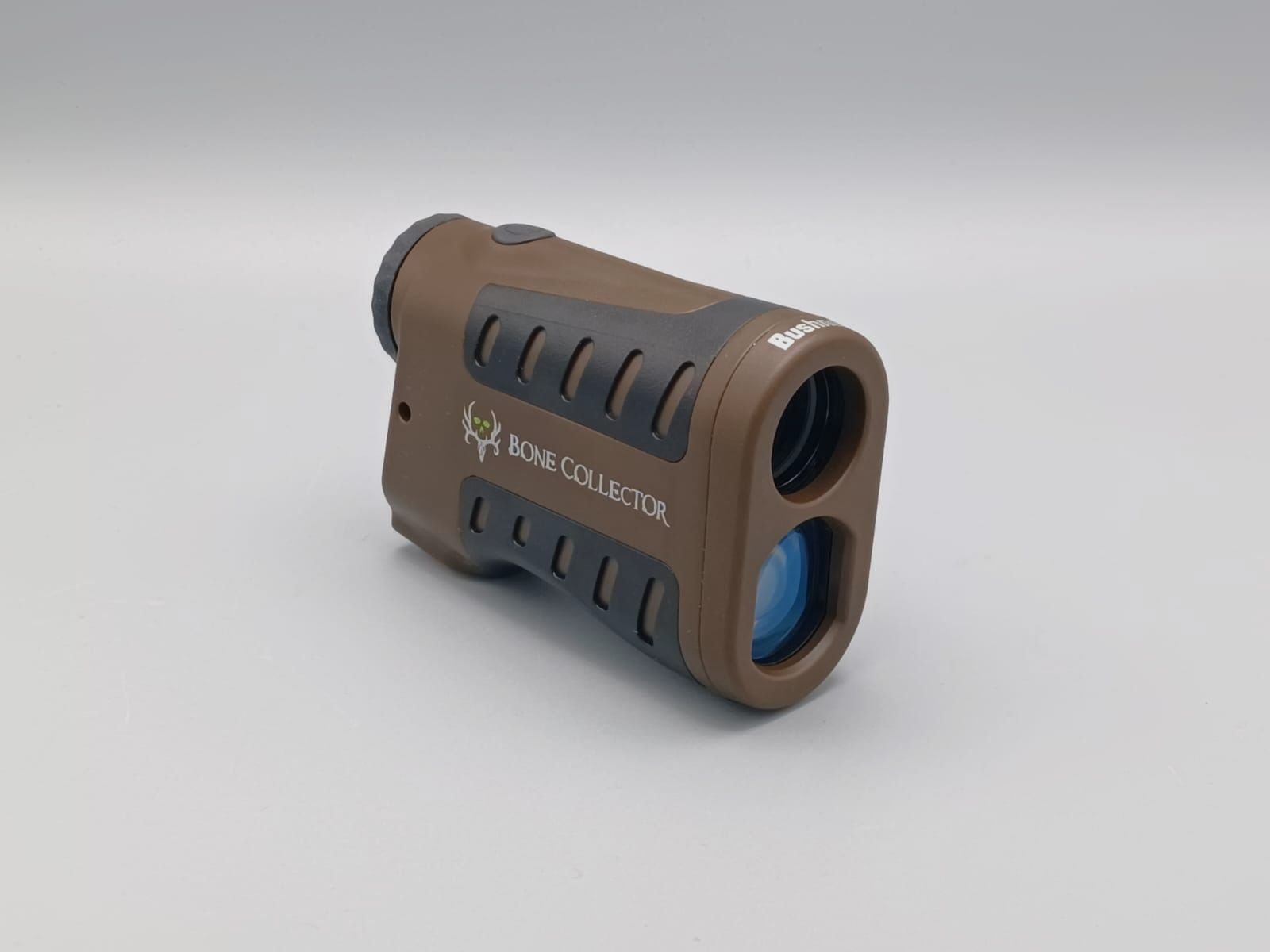 Bushnell Bone Collector misuratore di distanza 6x24mm