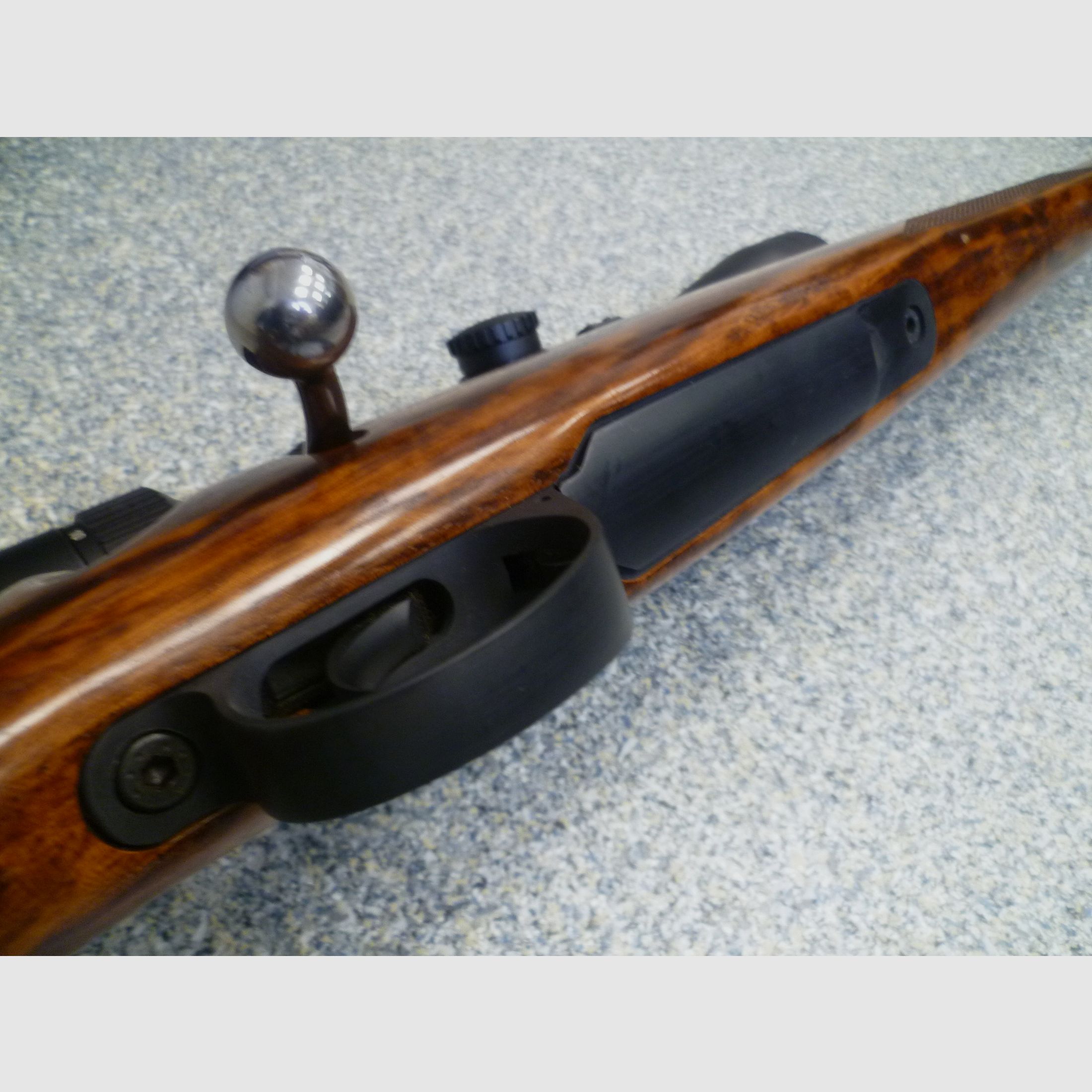 Repeater rifle Antonio Zoli Taiga .308 Win.