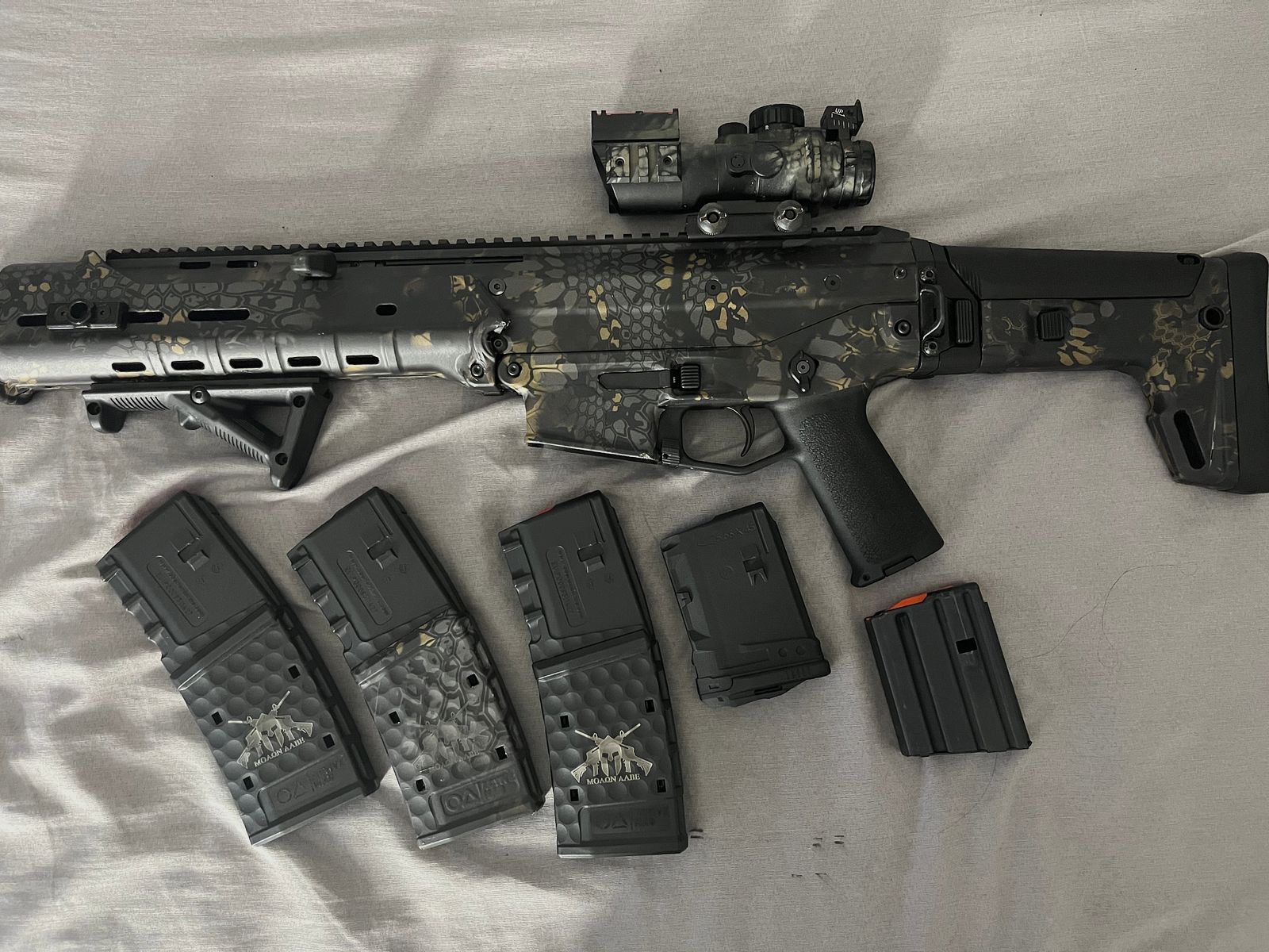  Bushmaster ACR (Adaptive Combat Rifle) ( Masada ) 223. REM