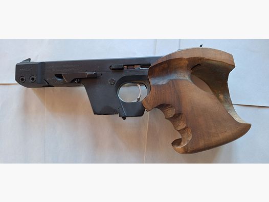 Pistola de deporte Walter GSP Cal. .22 kz