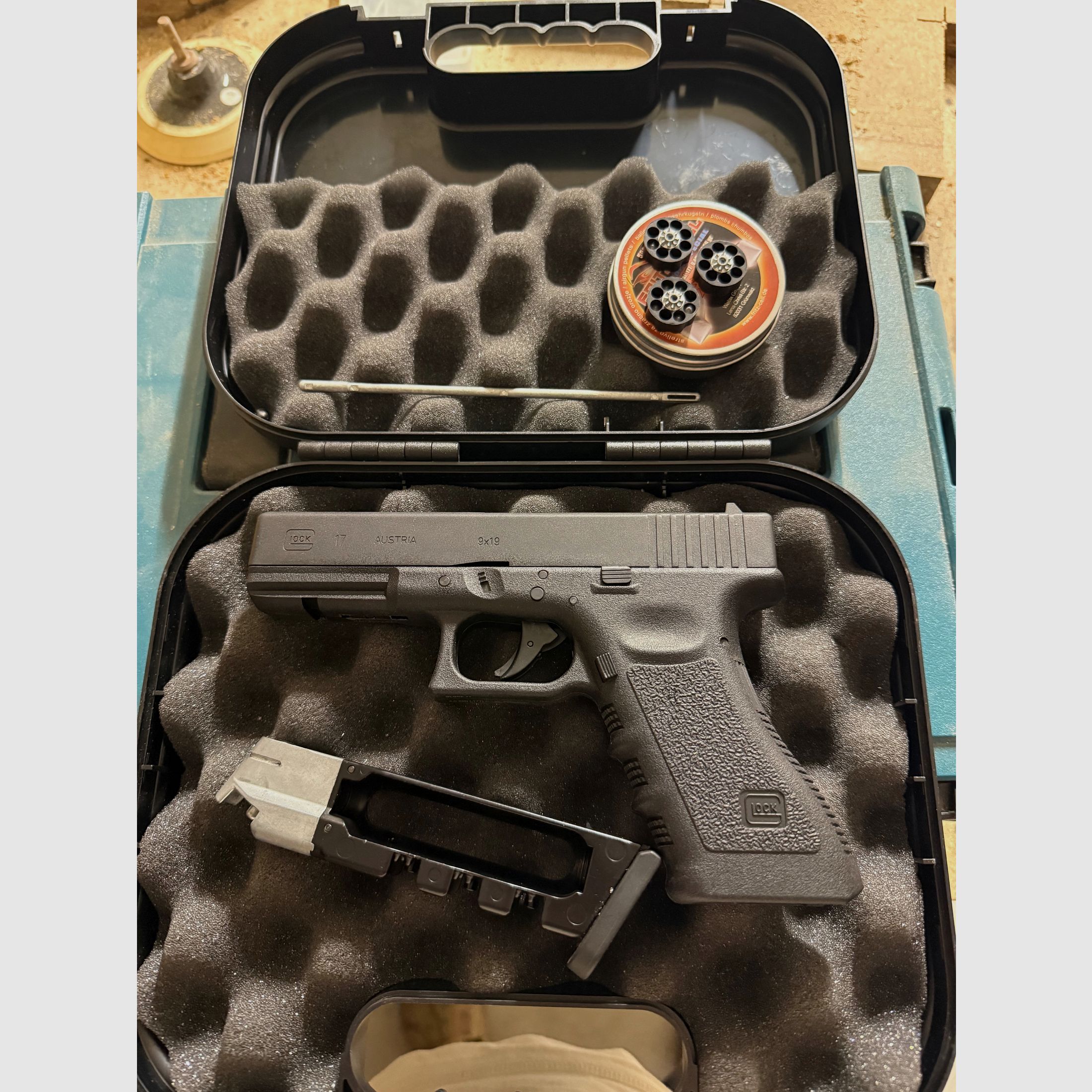 Glock 17 BLK 4,5mm Blowback 