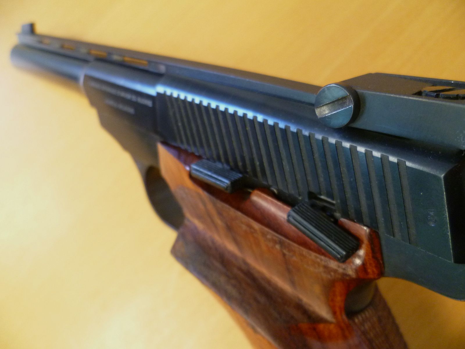 Sportpistool FN 150 Match .22lr.