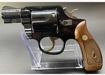 Smith & Wesson Mod.: 12 .38Special 2" Lauf Holzgriffschalen 6-schüssiger Revolver "Airweight"