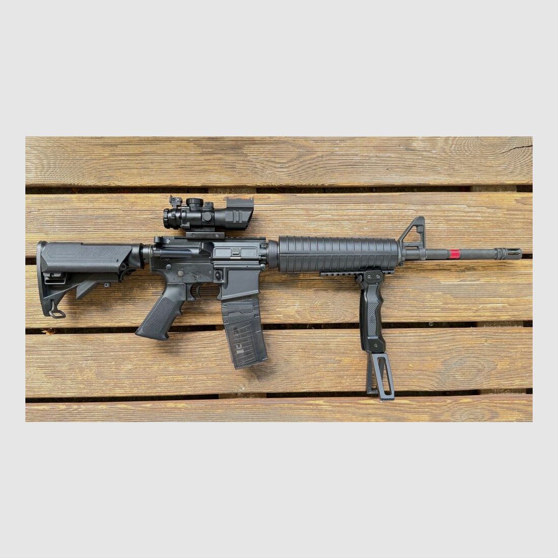 SABRE XR-15 mit Optik und Zweibein 2 Magazine .223Rem