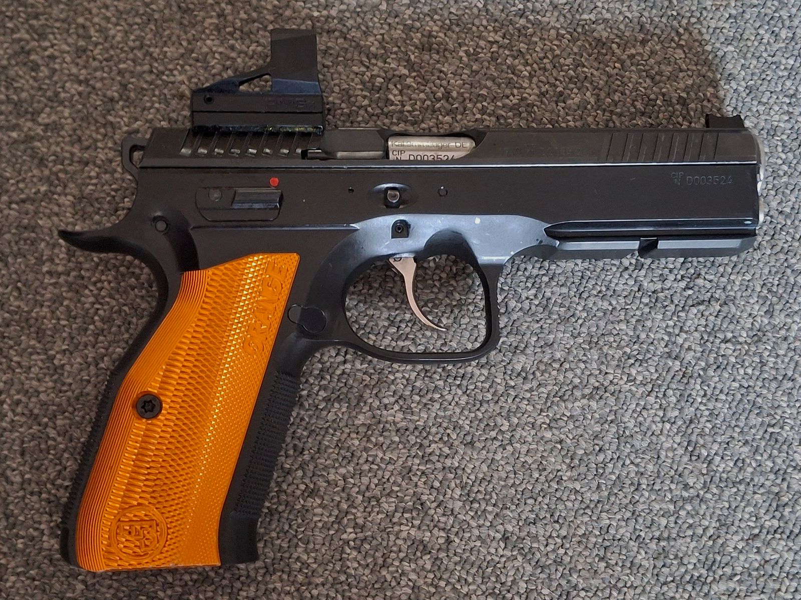 CZ Shadow 2 orange mit Optic