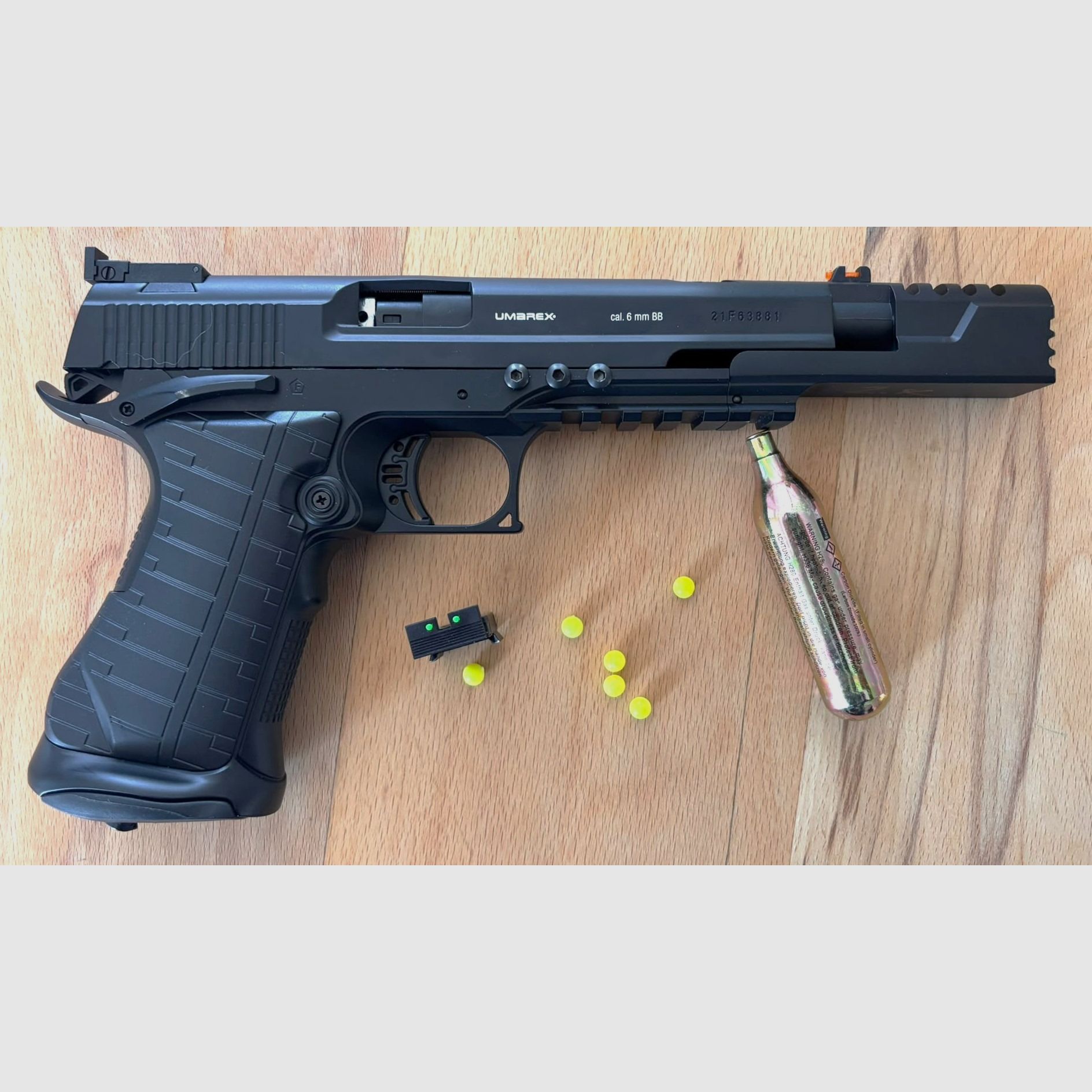 Umarex Race Gun 6 mm BB Co2 come nuovo