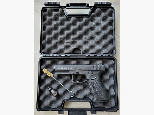 Zoraki 917 Schwarz/Chrom mit der PTB 947