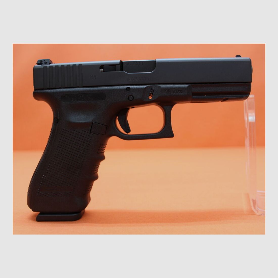 Glock Ha.Pistole 9mmLuger Glock17 Gen4 (ADJ) Lauf 114mm/ Reservemagazin (9mmPara/9x19), Bild 2 von 4