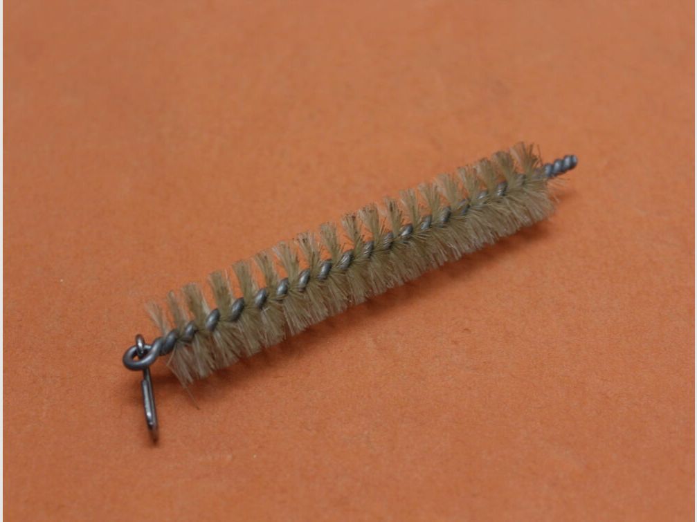 BUND SURPLUS Borstenbürste 7,62mm Bundeswehr mit Drahthaken für Putzkette/ -schnur