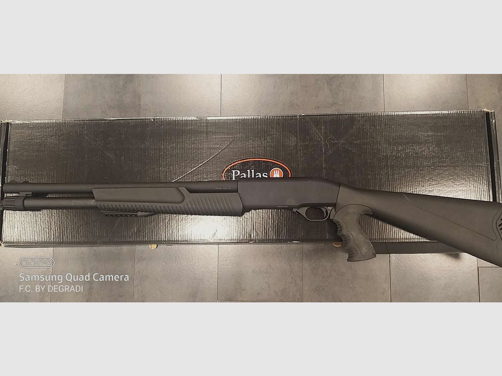 PUMPGEWEHR PALLAS „HOME DEFENCE“ 12 GA, Bild 3 von 3