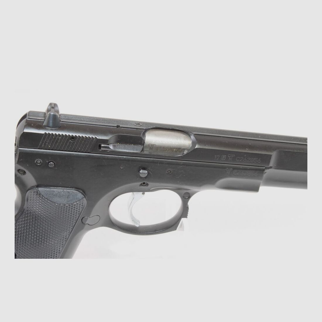 Pistola Ceská Zbrojovka CZ 75 BD 9mm Luger