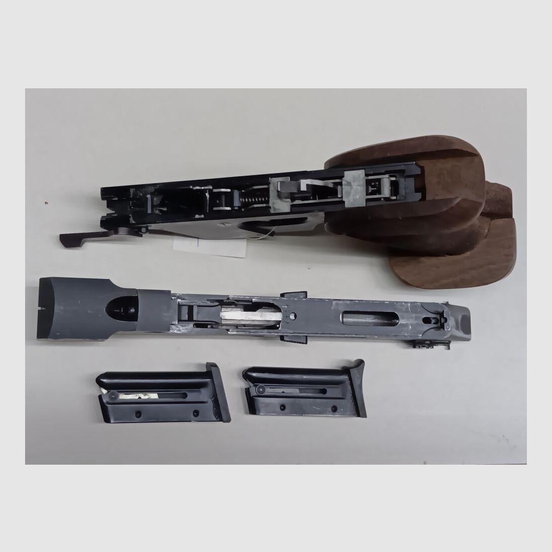 Carl Walther Weapons Factory - Ulm / Do. OSP - Left-Hand Grip