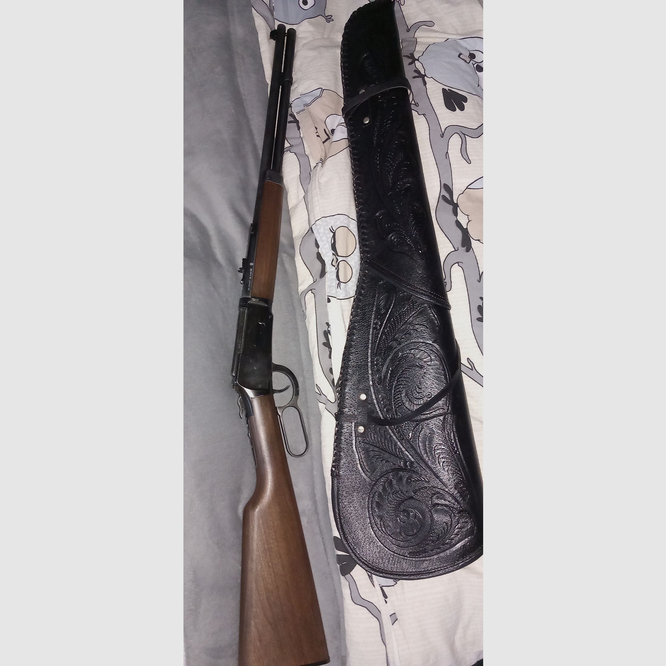 Winchester Cowboy Rifle 6mm CO2 BB Luftgewehr mit Gewehrhülle und Waffenschrank
