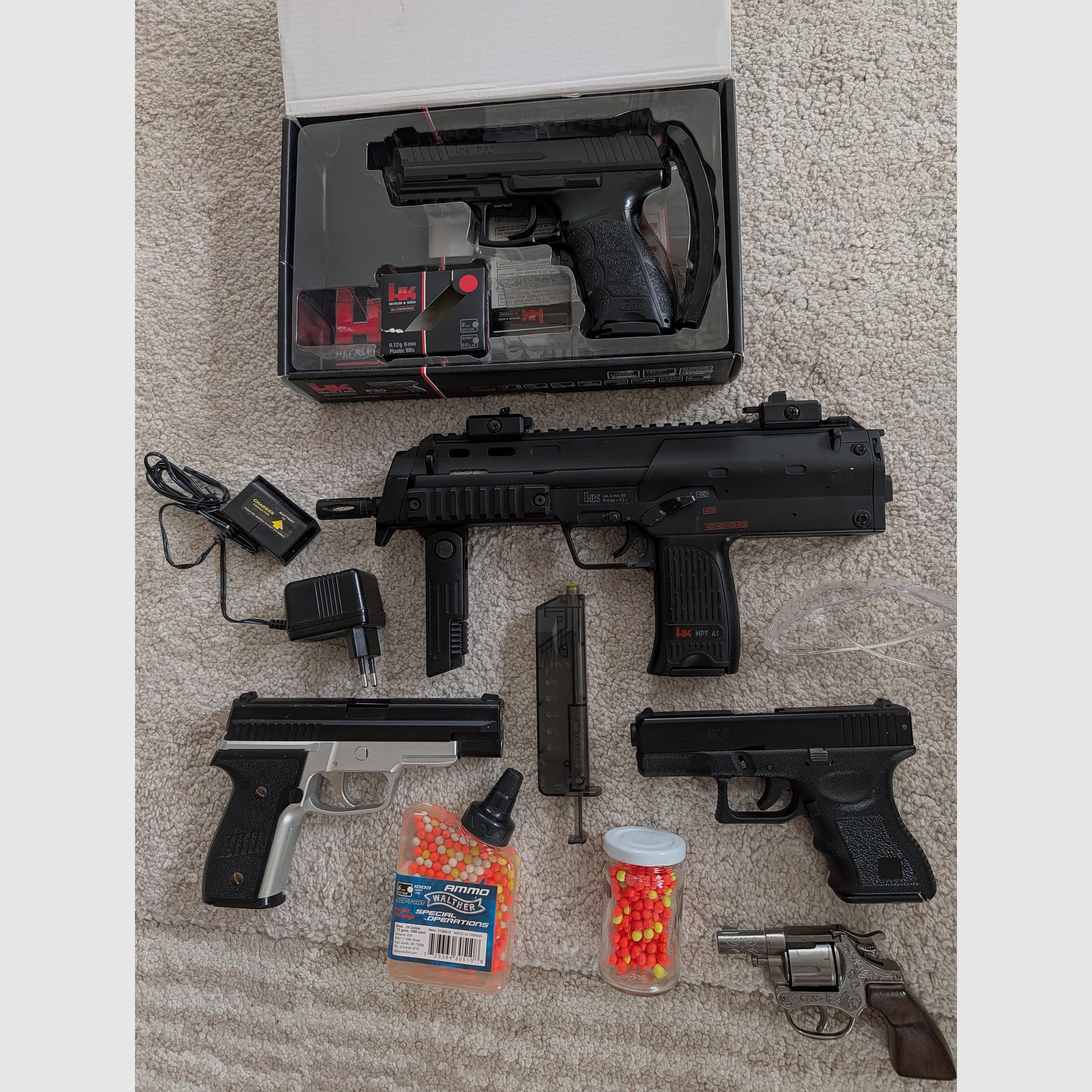 Softair HK MP7 AEP plus diverses