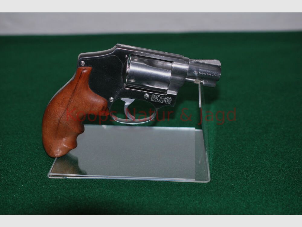 Smith & Wesson 640