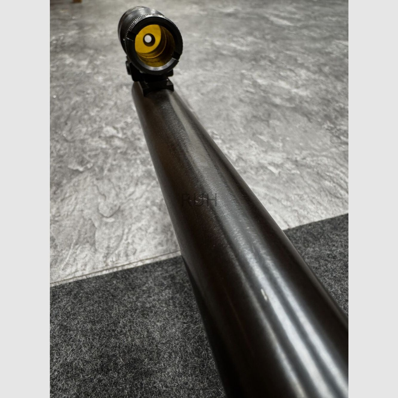 Veicolo e arma da caccia "Ernst Thälmann" Suhl 150-1 Standard / Arma per mancini dalla fabbrica