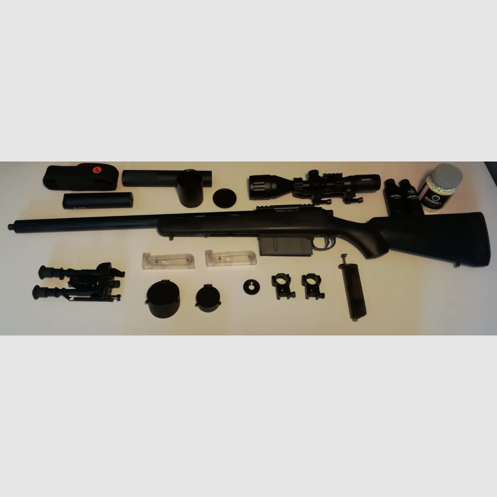 Novritsch SSG10 A1 5 Joules M220 - Complete equipment with some accessories