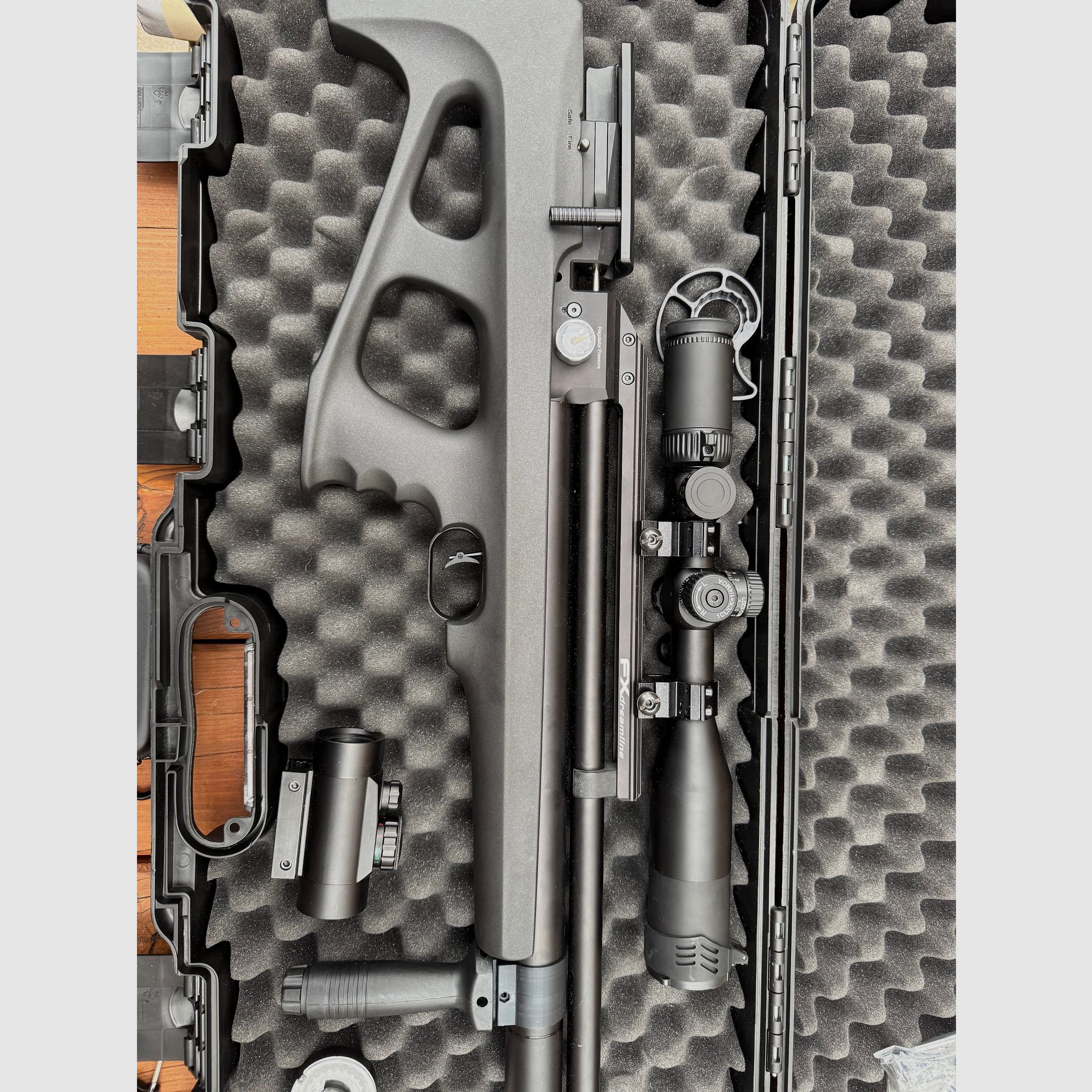 FX Dreamline Bullpup F-Serie 4,5mm 7,5j. Luftgewehre