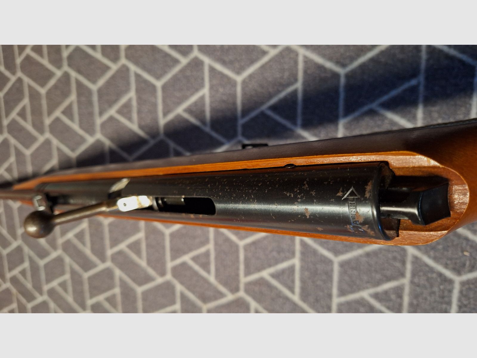 Haenel Suhl 310 air rifle with 12-round magazine + case!