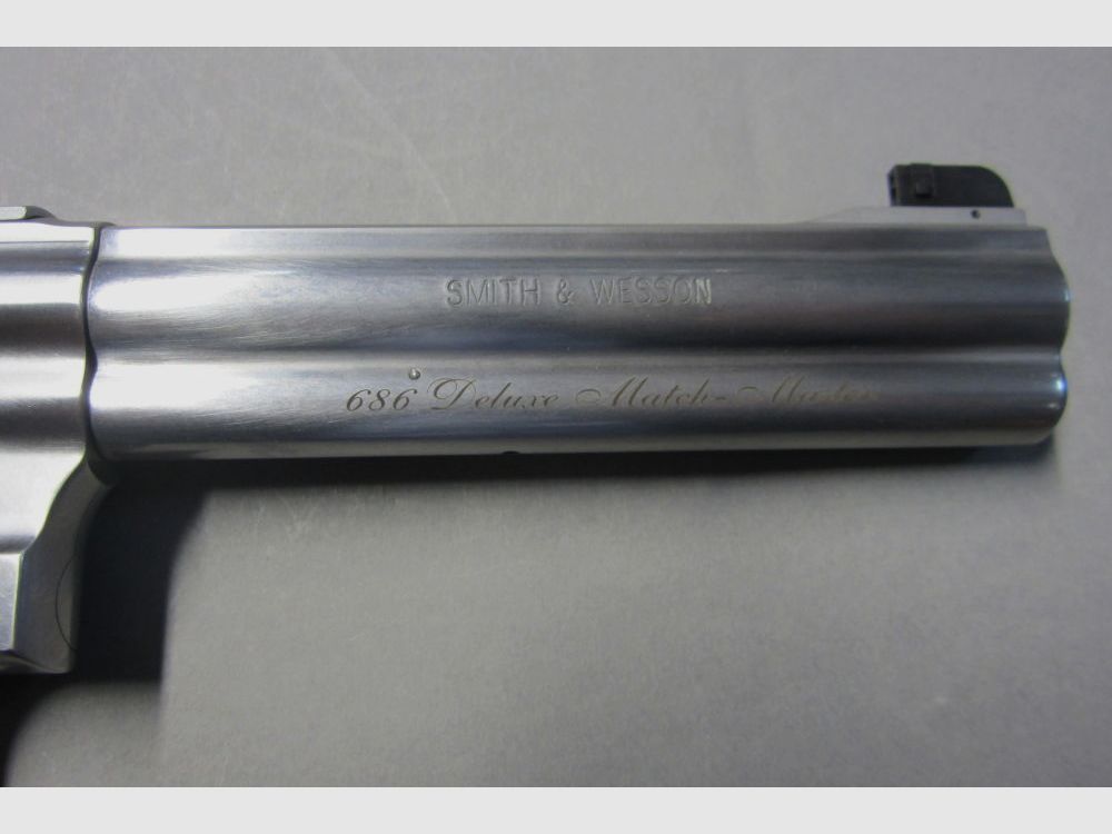SMITH & WESSON USA Target Champion Deluxe Match Master 686 poliert