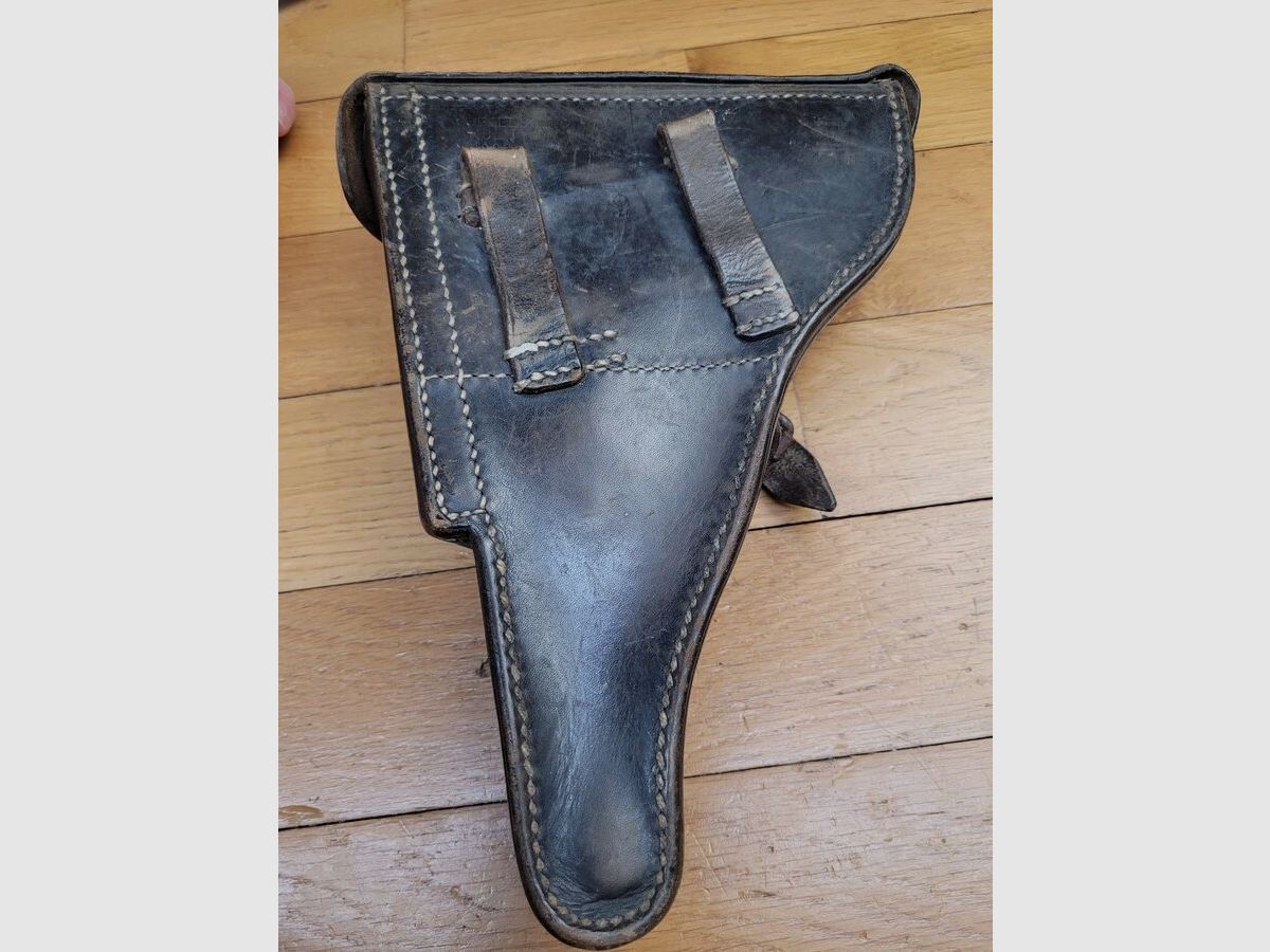 Außergewöhnliche Luger P08 Kriegsmarine Pistole – Weniger als 3900 Exemplare – Mauser S/42 Fertigung von 1938 – Kriegsmarine Holster und Originalschlüssel – Sehr seltenes Set in perfektem Zustand!, Bild 37 von 42