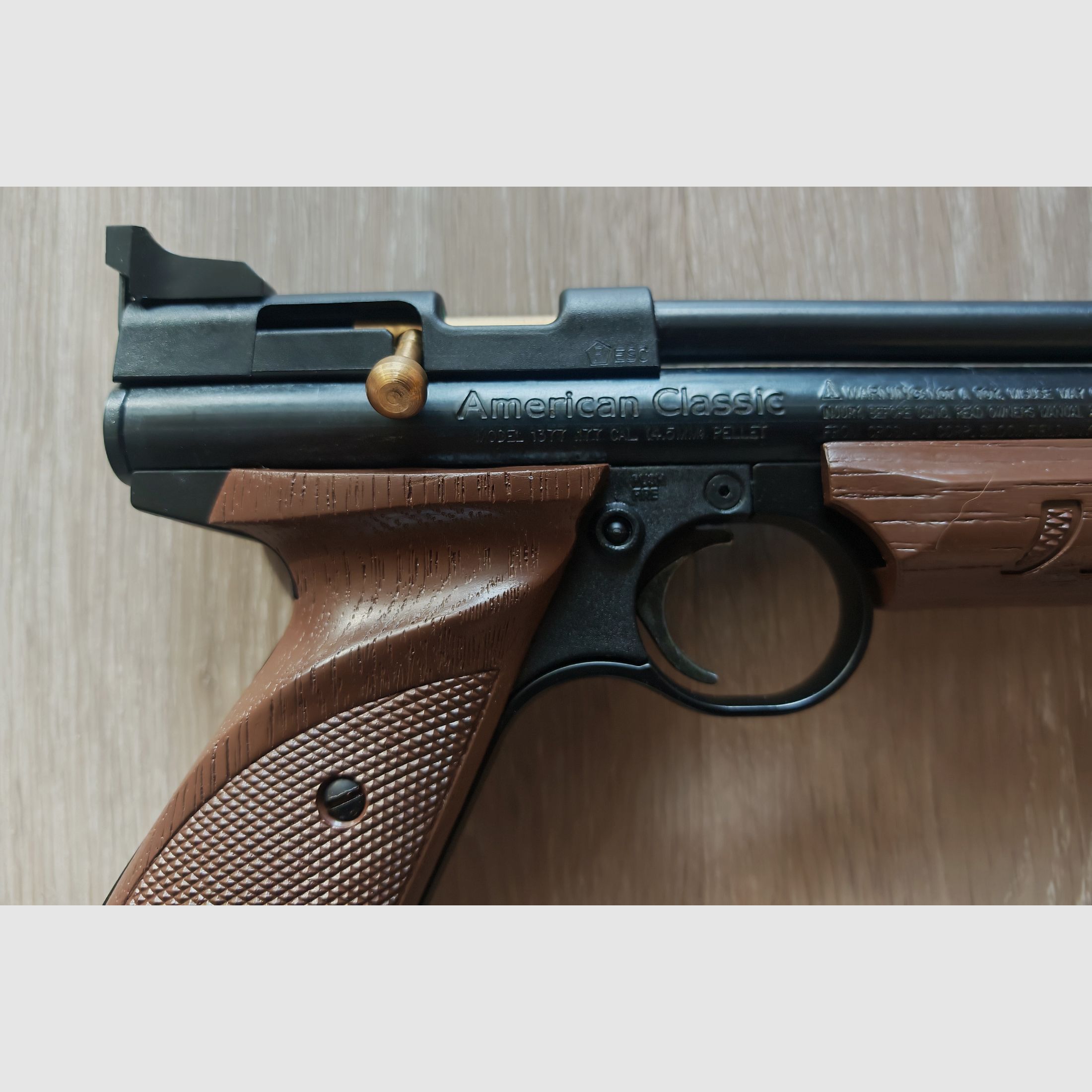 Crosman 1377 Pistolet à air comprimé précis 4,5 mm, comme neuf