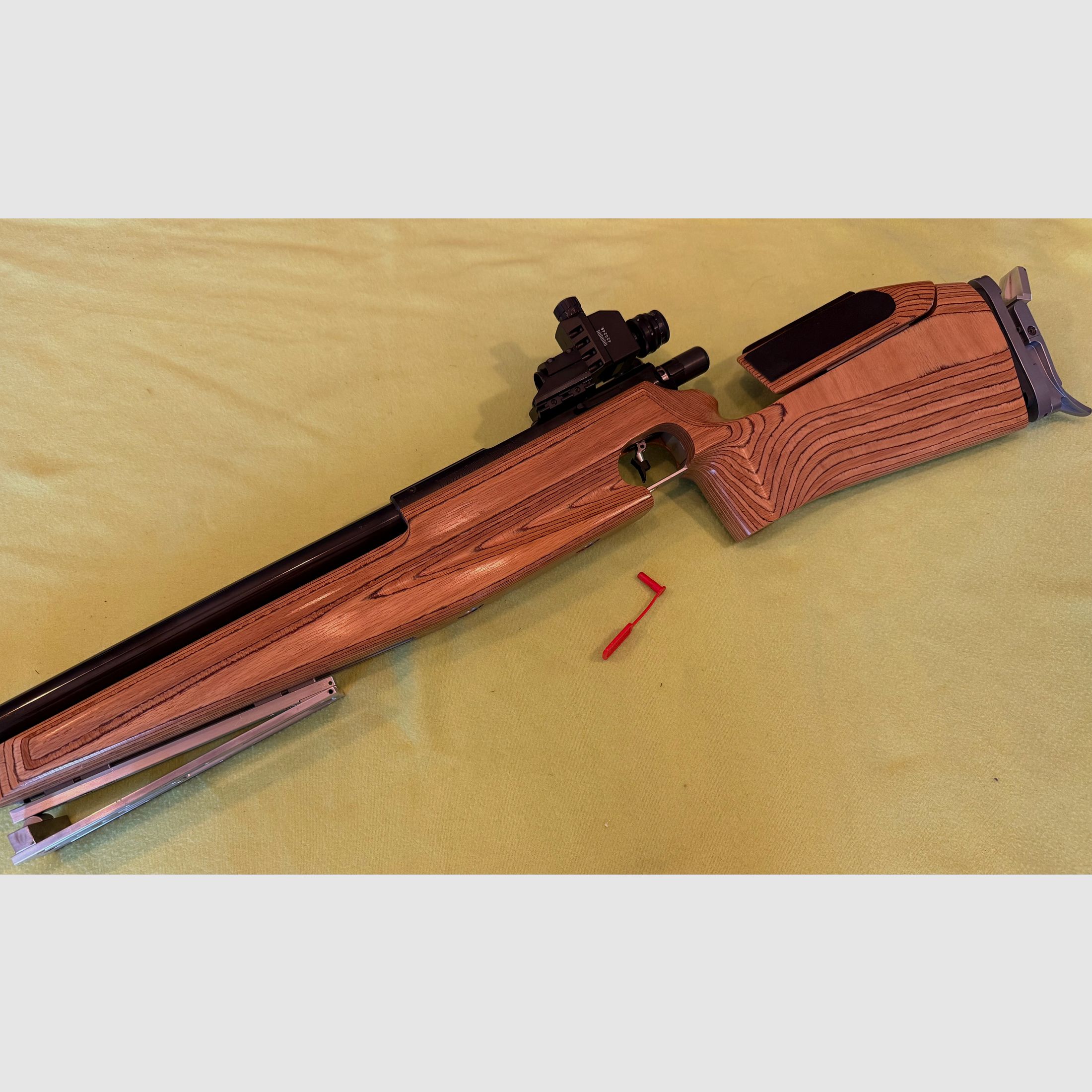 Feinwerkbau 2602 KK Match Gewehr .22lfb z diopterem Anschütz oraz akcesoriami, drewniana kolba prawostronna