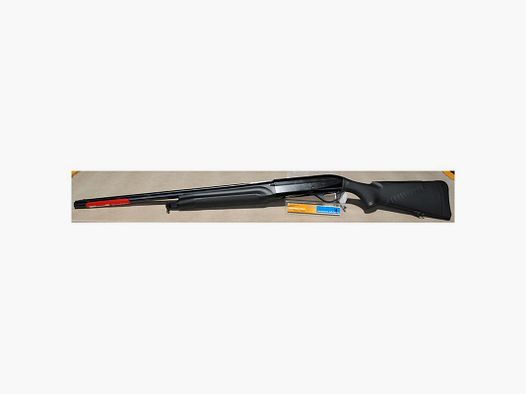 Escopeta semiautomática Benelli Montefeltro Comfort