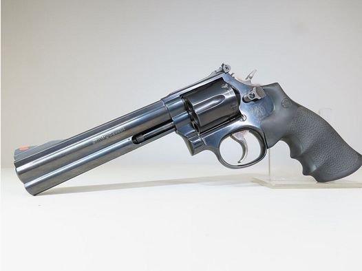 Smith & Wesson 586 - 4 in 6Zoll