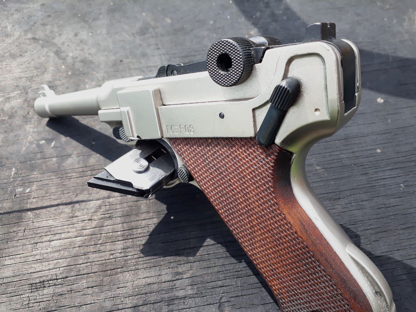 ME Model P08 Parabellum Nikkel, zeldzaam.