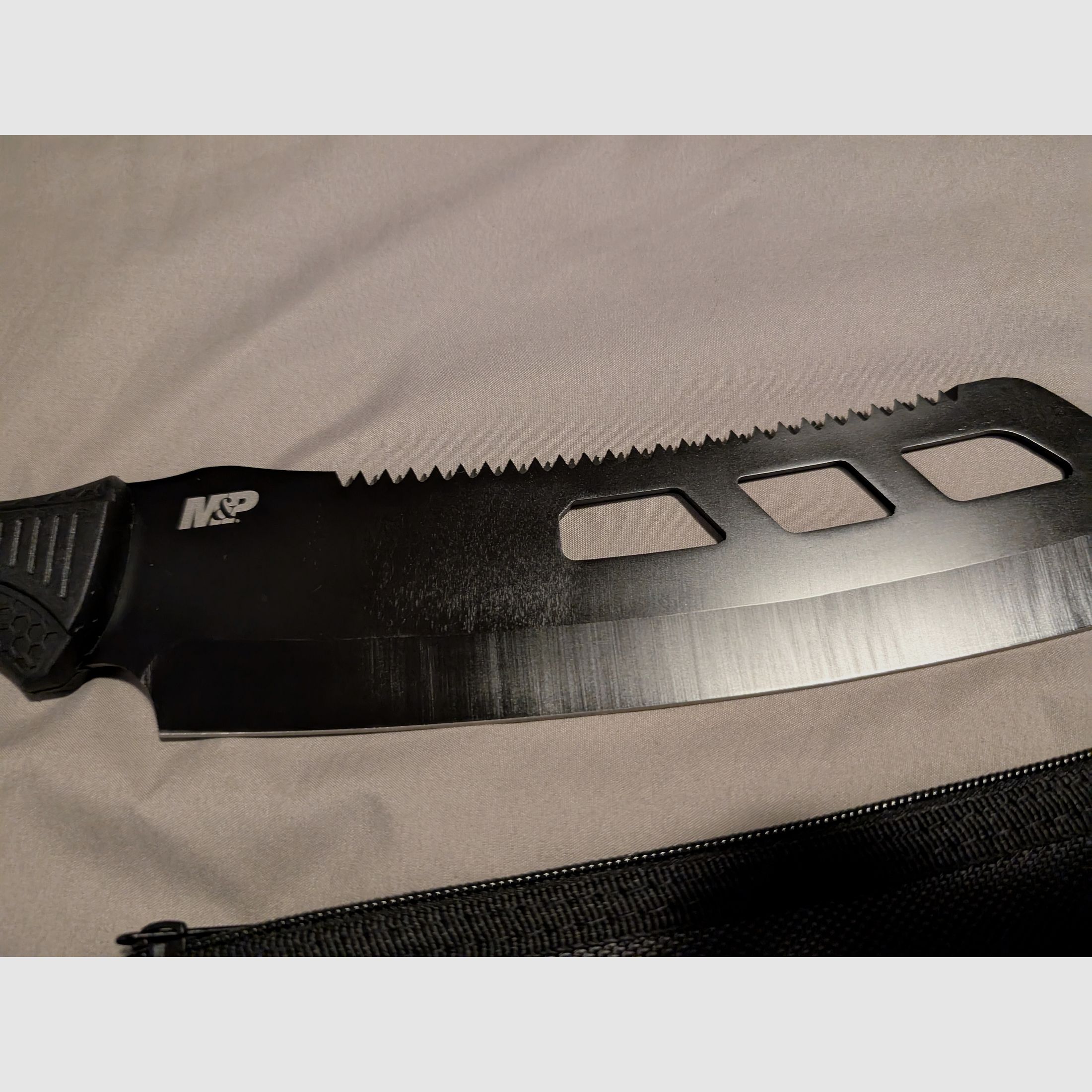 Smith & Wesson - Machete - Extraction and Evasion
