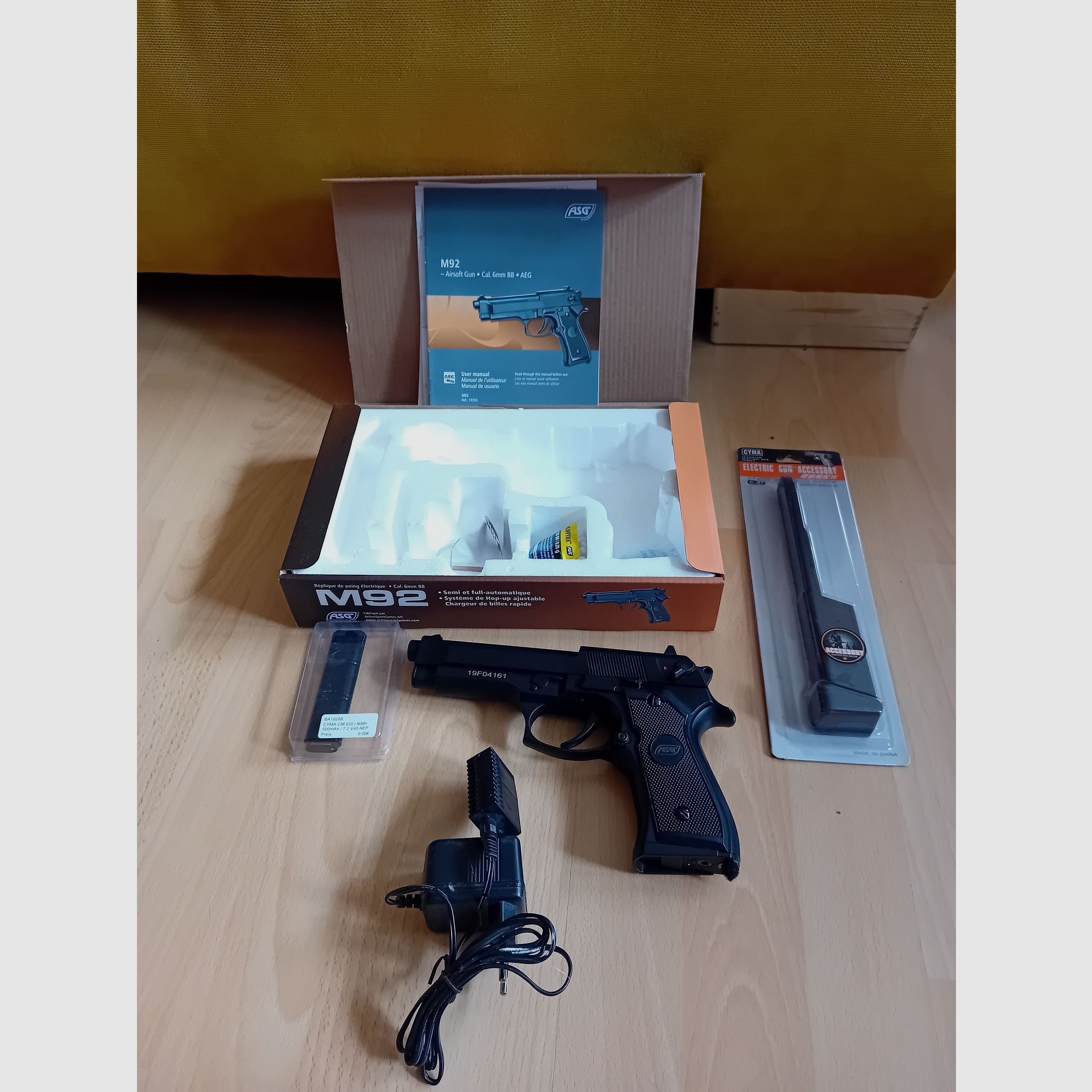 AEG Softairpistole von Beretta Modell M92 A1 Tactical, elektrisch, Kaliber 6mm BB 