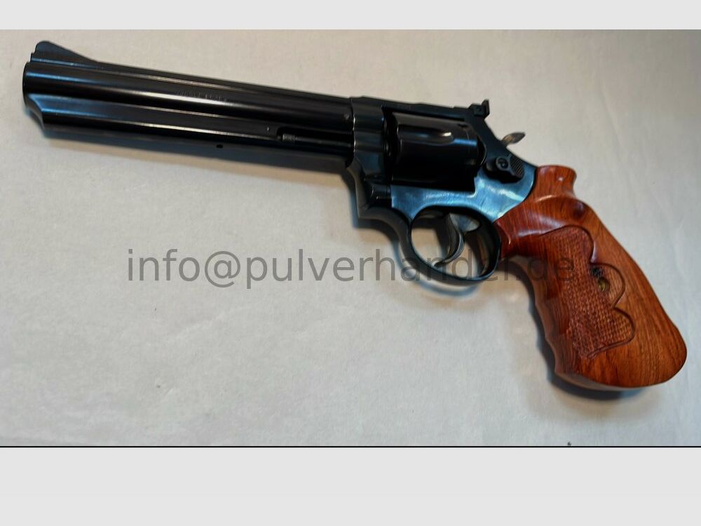 Revolver 669 w .357 Magnum Mikrometrowe celowanie Sportowy uchwyt Drewno Jak Nowe .357Mag