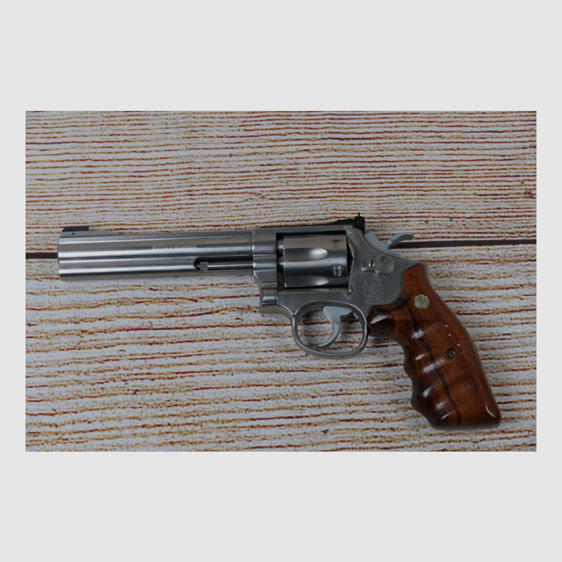 Smith & Wesson 617