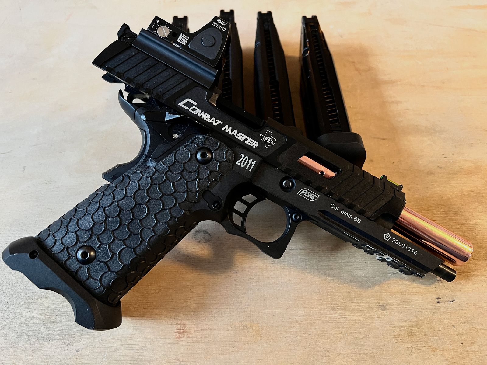 ASG Combat Master 2011 Hi Capa Airsoft Pistole