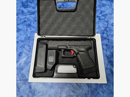 Glock 23 Gen 4 .40 S&W – set completo da competizione high-end (mirino LPA, trigger tuning, kit molle, valigetta, accessori)