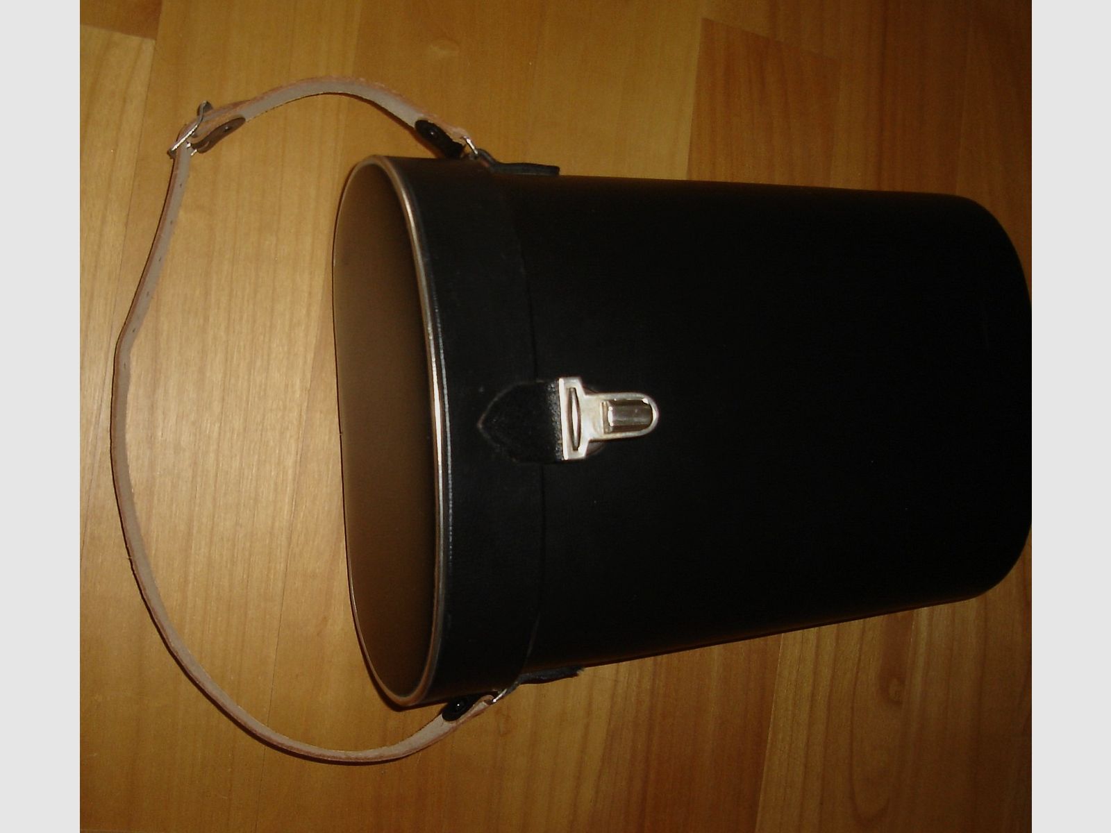 Binocular case for binoculars 8x56