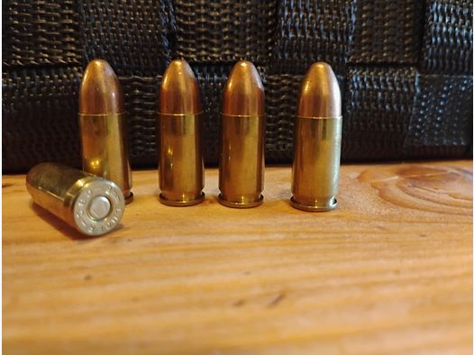 9mm Luger.  (320Stück, S&B)