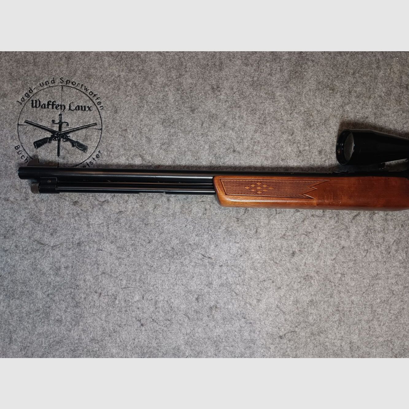 Winchester Mod. 270 Pump Action .22lr. Répétiteur à pompe avec poignée avant