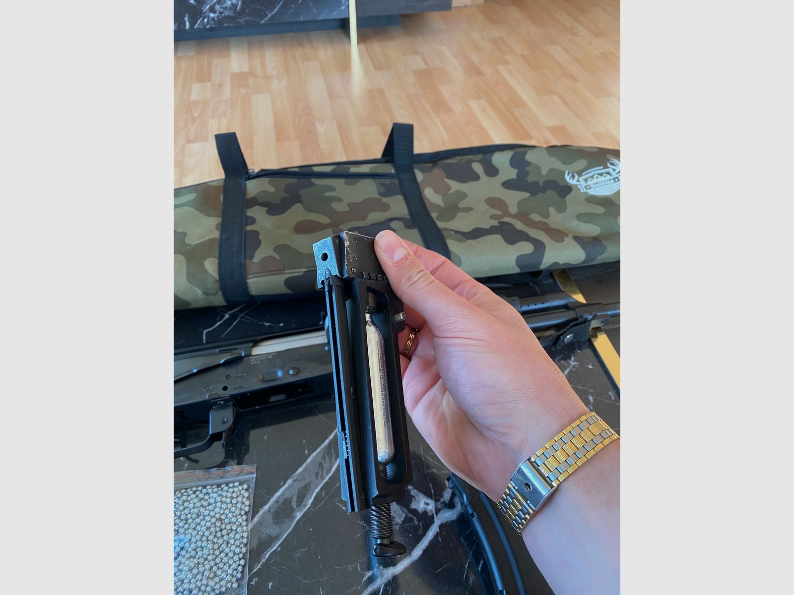 Umarex G.S.G AK47 4,5 mm BB carabine à air comprimé CO2 comme neuve en métal et bois avec accessoires