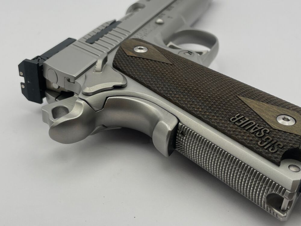 Sig Sauer 1911 Match Elite, Stainless