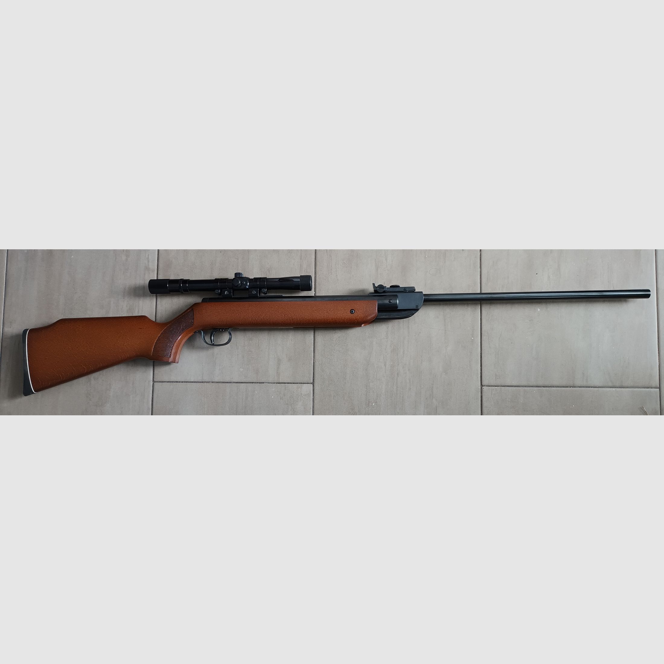 Diana Mod. 35 Kaliber 4,5mm mit Zielfernrohr