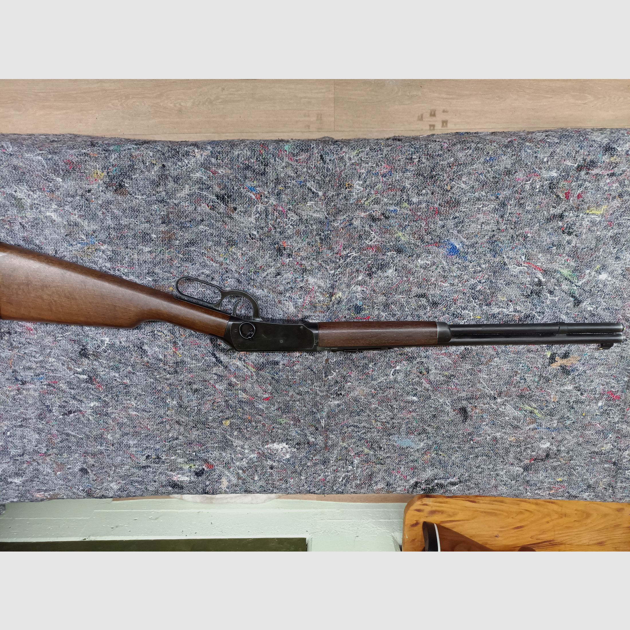 Legends Cowboy Rifle und Colt Single Action Army® SAA Co2-Revolver