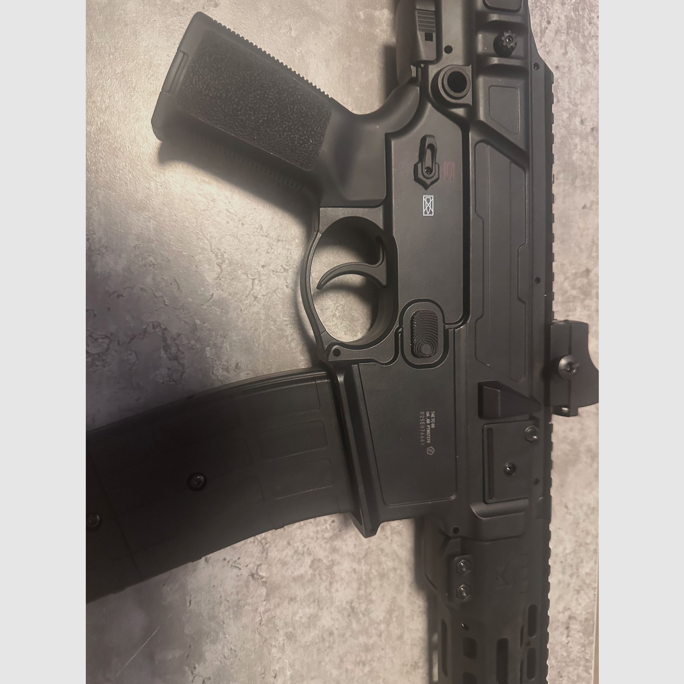 T4E Rough Rider TC 68 RAM-arma estilo AR, punto rojo NP3, 600 bolas de goma, CO2 – ¡Muy bien! Vb