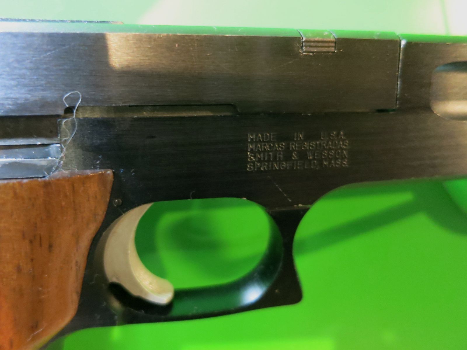 Sport-Pistole Smith&Wesson Modell 422 .22lr, tiefsitzender Lauf      #70-