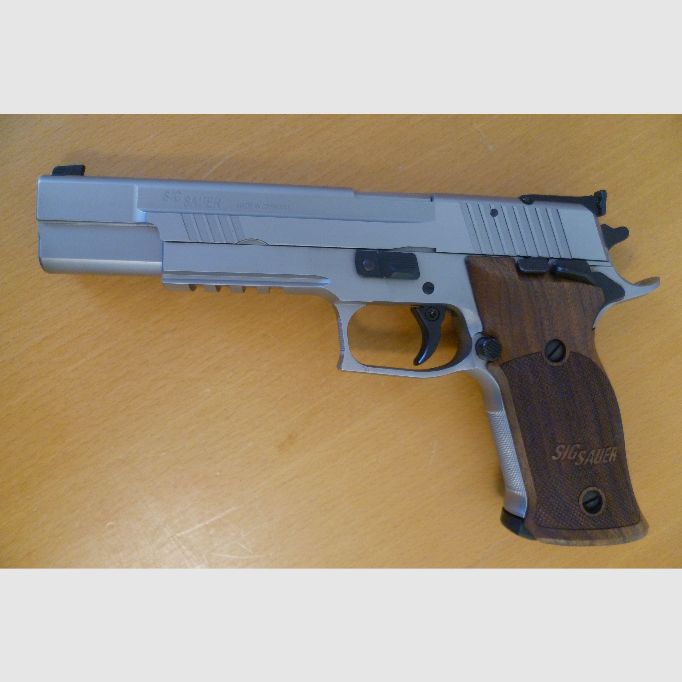 Pistole SIG Sauer P 220 S .45 Auto